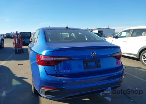 2024 Volkswagen Jetta 1.5T Se from USA, damaged, VIN 3VWEM7BU2RM032653